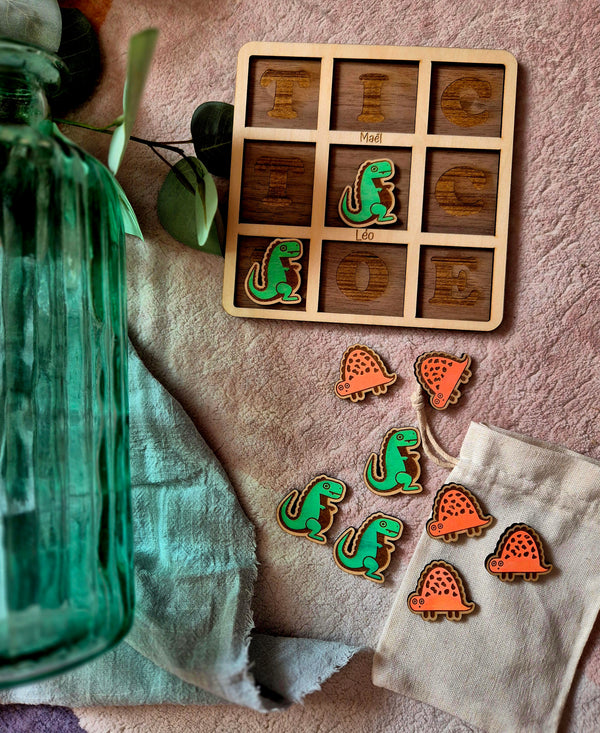 Tic tac toe + prénoms
